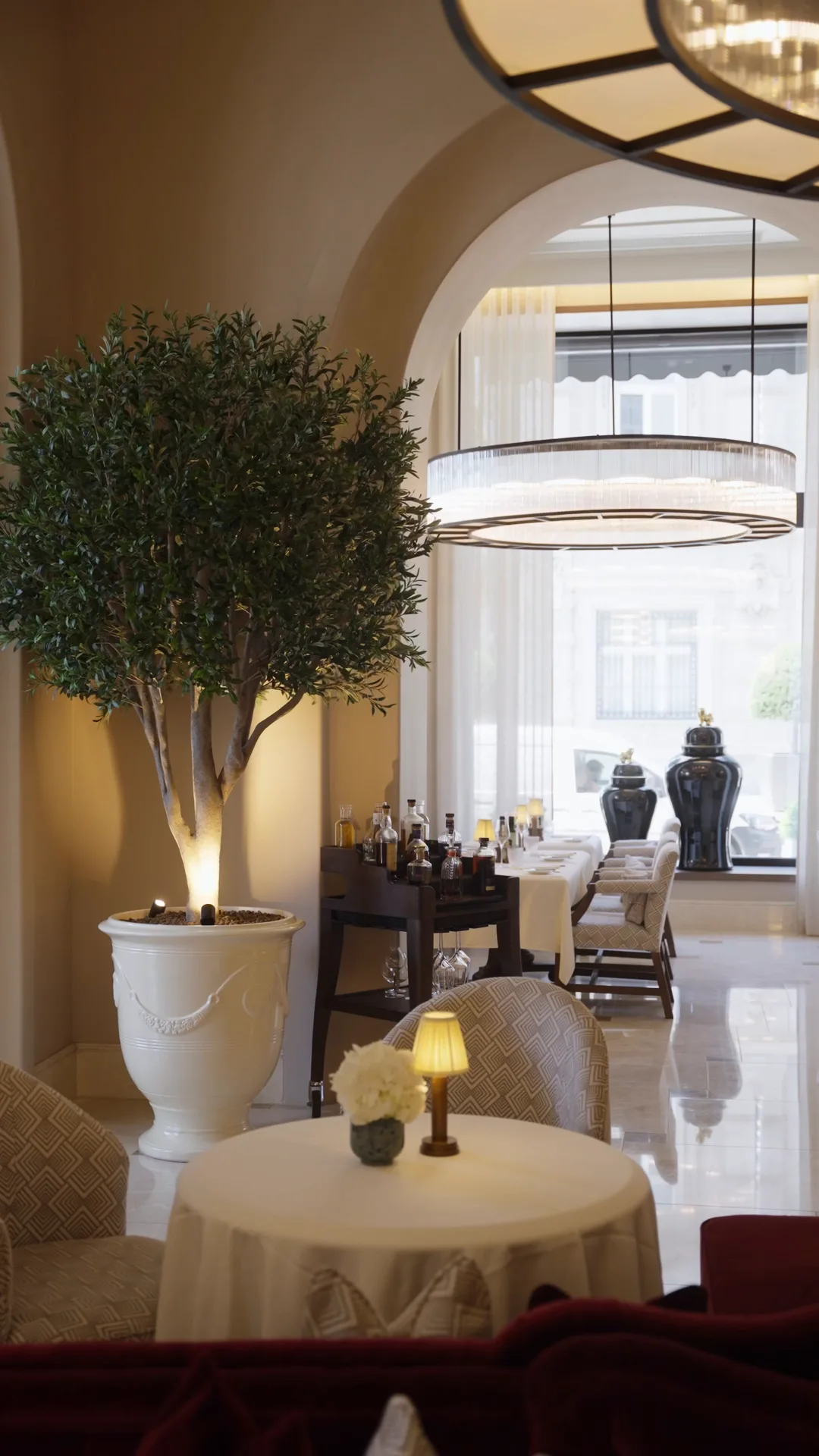 Hotel u kojem nastaje Gentlemen's Club Experience.